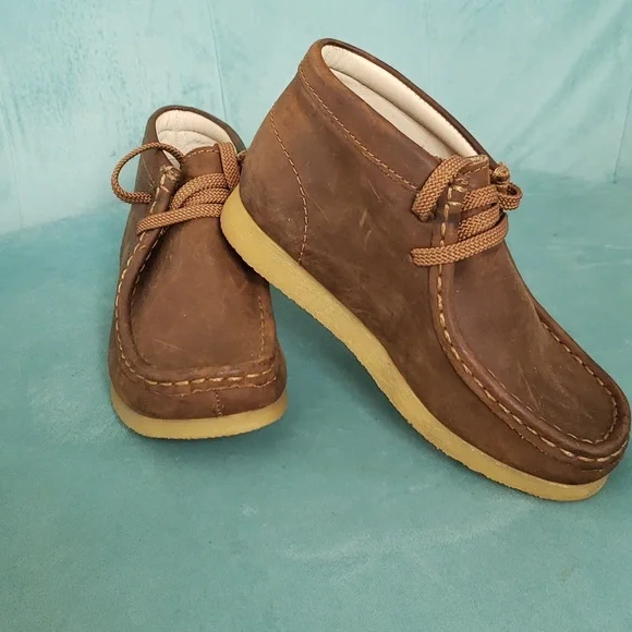 Clarks - Picture 2 of 2